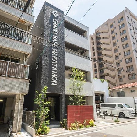 Grand Base Hakatamon Aparthotel Fukuoka  Exterior photo