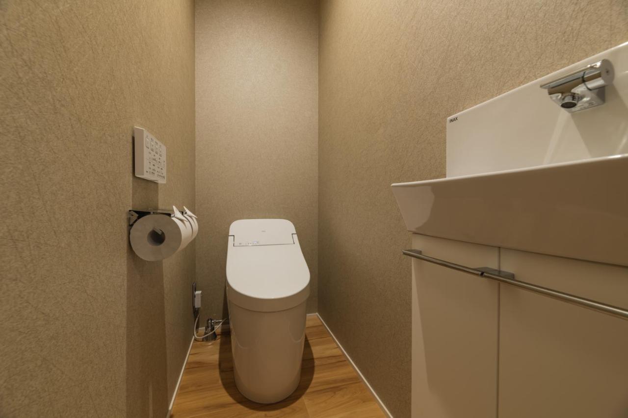 Grand Base Hakatamon Aparthotel Fukuoka  Exterior photo