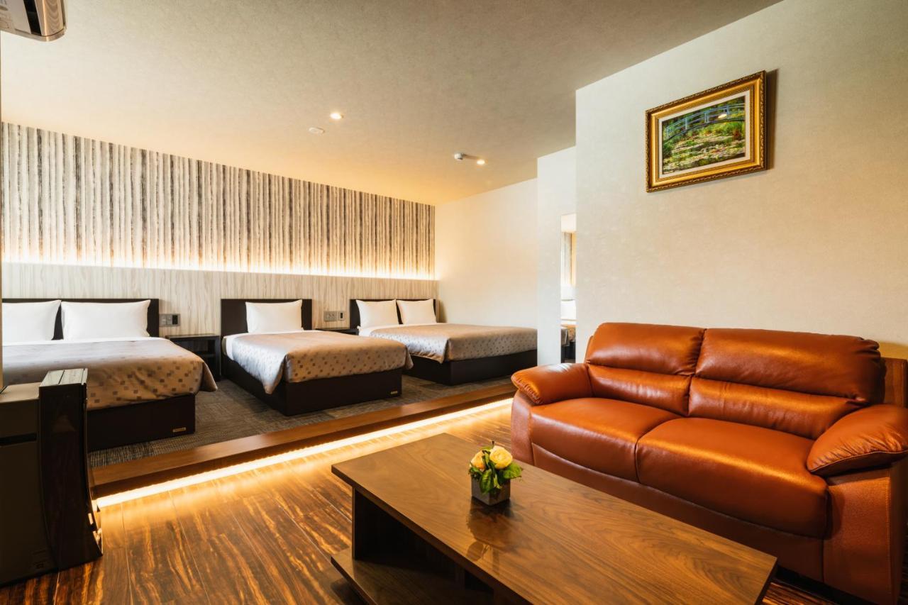 Grand Base Hakatamon Aparthotel Fukuoka  Exterior photo