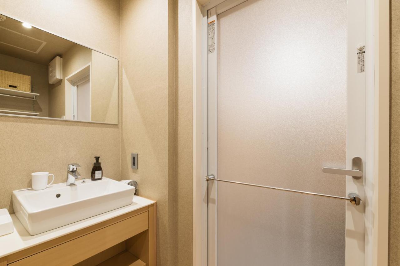 Grand Base Hakatamon Aparthotel Fukuoka  Exterior photo